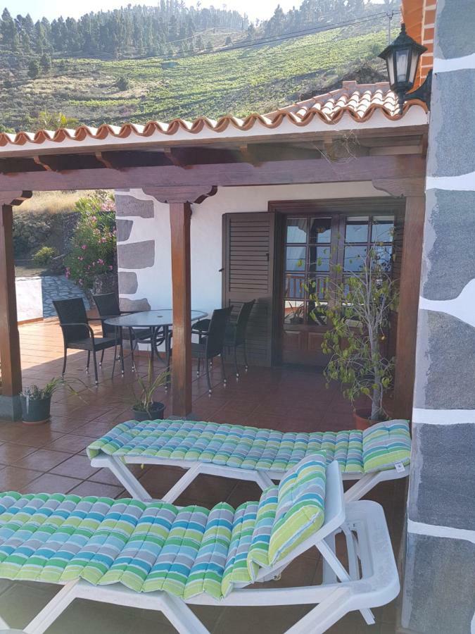 Casa Los Vinedos A Фуенкальєнте-де-ла-Пальма Екстер'єр фото